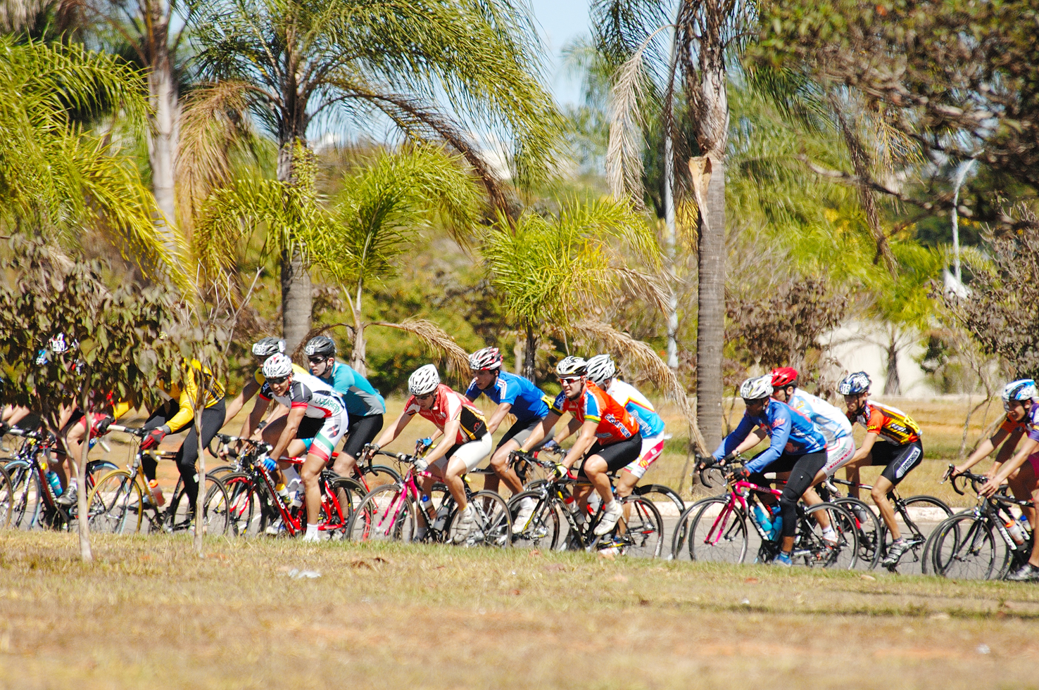 O Brevet Randonneurs Mondiaux (BRM) não é competição e sim uma prova que combina resistência física, desafios individuais e cicloturismo