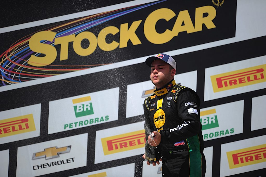 Felipe Braga,que venceu a primeira corrida: "a gente tinha um carro perfeito e estou muito feliz" 