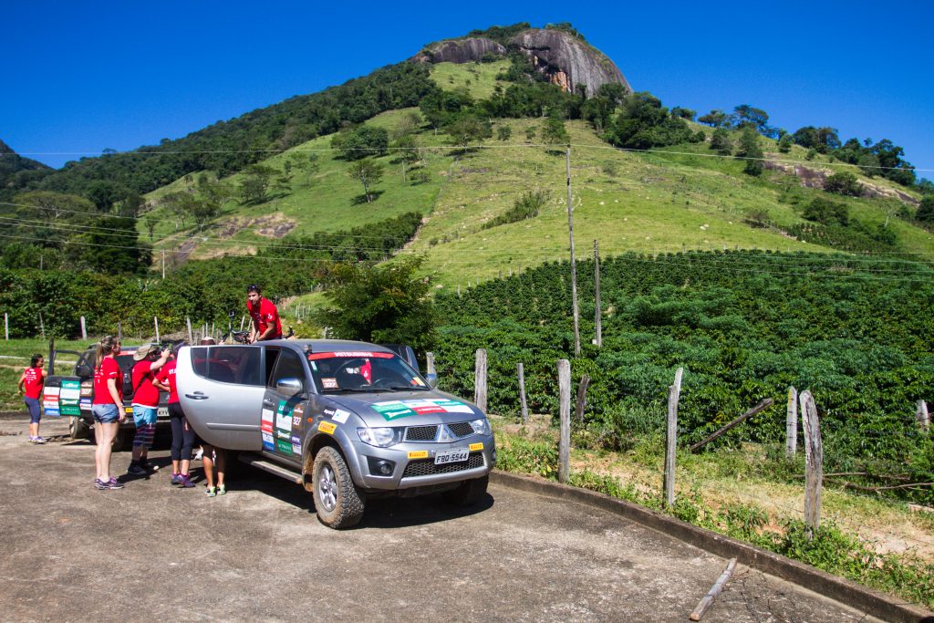 Os roteiros terão duração de apenas um dia, com direito a paradas para fotos em locais turísticos