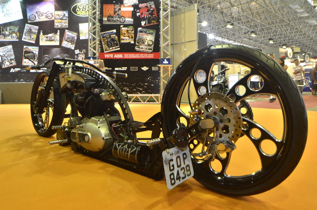 Motos customizadas terão um espaço especial no Riocentro, que vai receber artistas como o mineiro Pedro Chernicharo (acima)