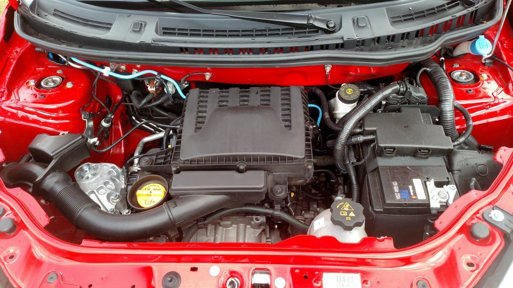 Novo motor Firefly 1.0 de três ciindros tem duas válvulas por cilindro e gera 77cv com etanol
