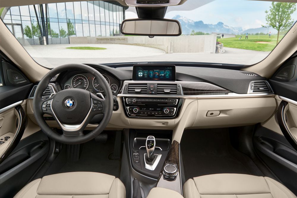 BMW 330i GT Luxury Arktikgrau