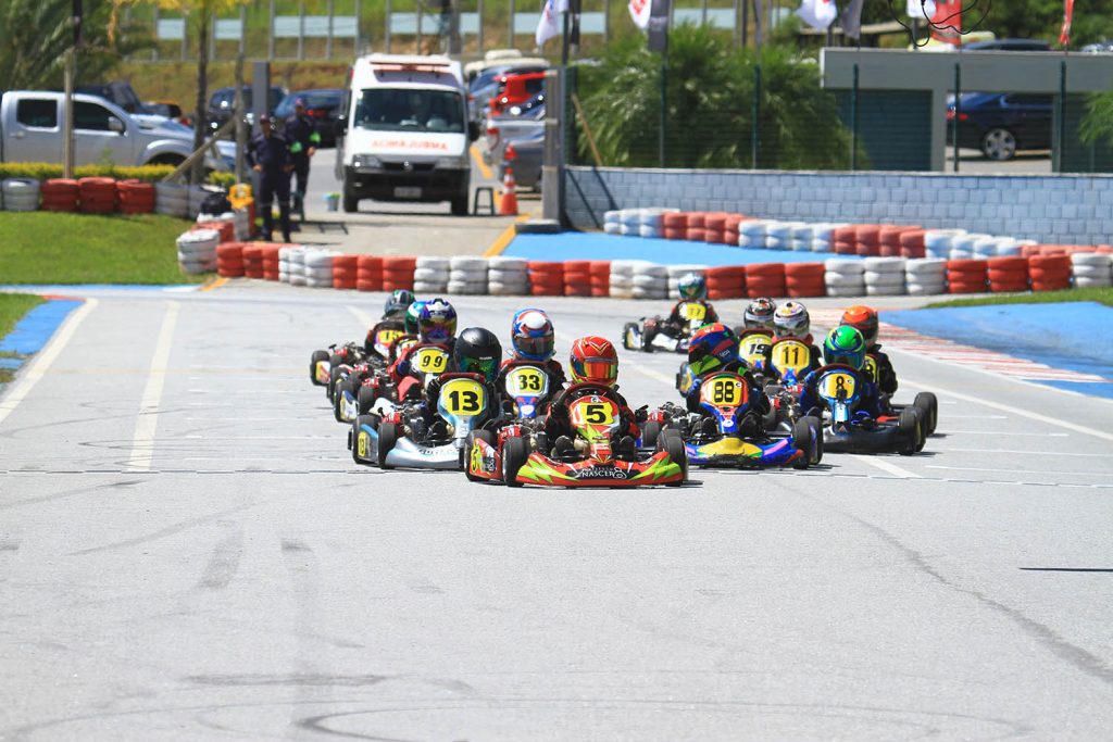 Cerca de 50 pilotos estão sendo esperados na prova no RBC Racing