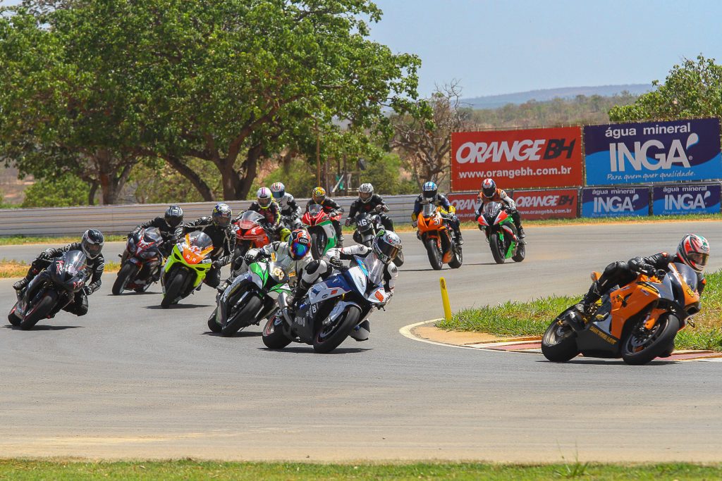 As corridas da terceira etapa do GP Gerais de Motociclismo começam a partir das 10h30