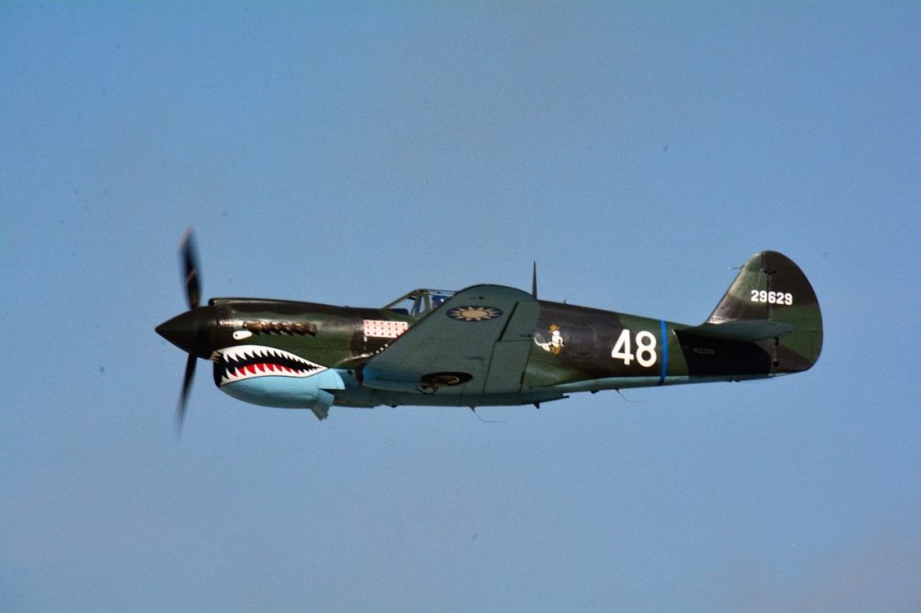 Curtiss P-40