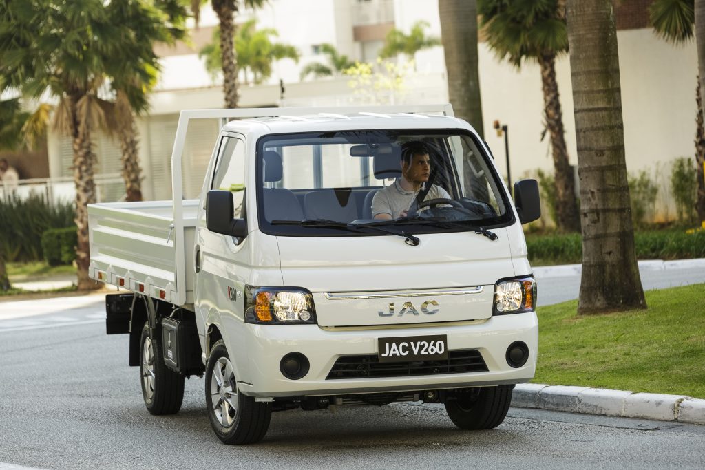 Jac V260 - Alta-11