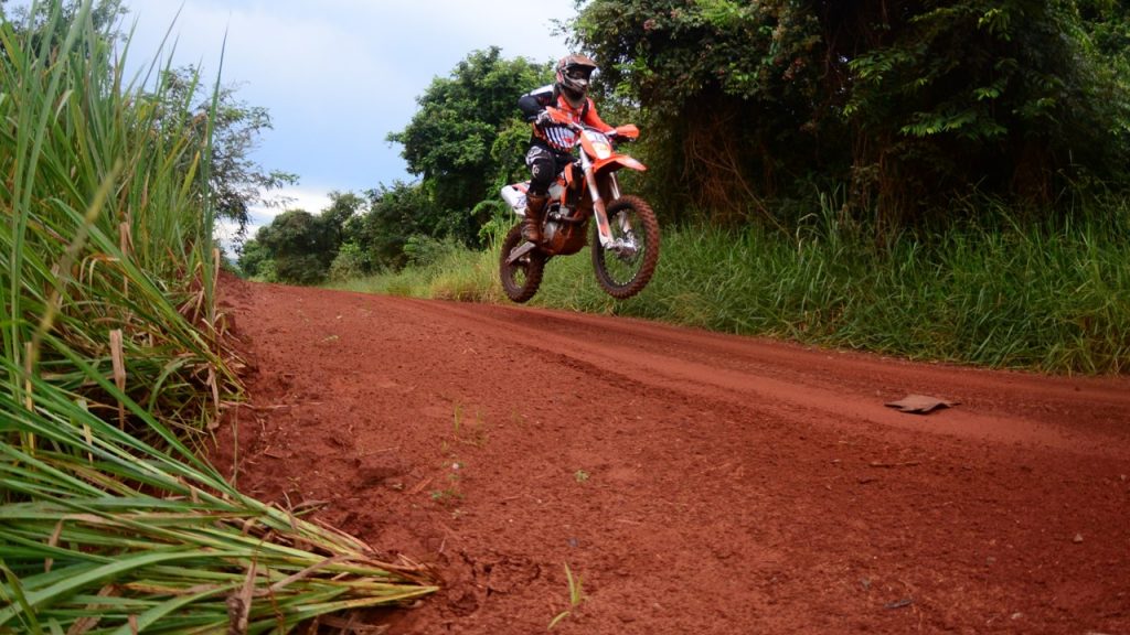 Brasileiro de Enduro 2022 tem início com disputas eletrizantes em Santa  Catarina - PRO MOTO Revistas de Moto e Notícias sempre atualizadas sobre  motociclismo