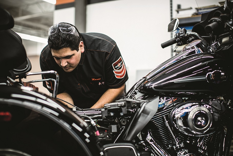 Tucson Dealership Service Photoshoot