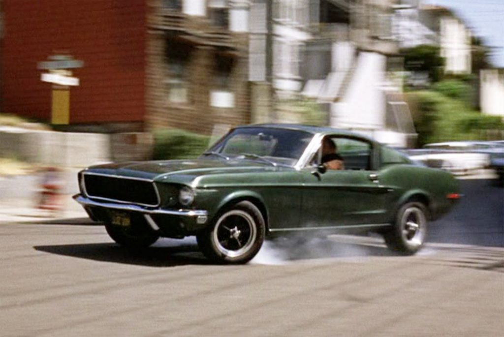 Pilotado por Steve McQueen, o Mustang protagonizou uma perseguição de quase 10 minutos pelas ladeiras de São Francisco