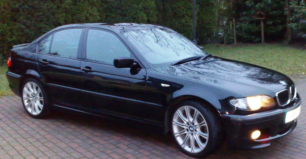 Modelos da BMW da Série 3 fabricados entre 2000 e 2003 podem apresentar problemas no airbag