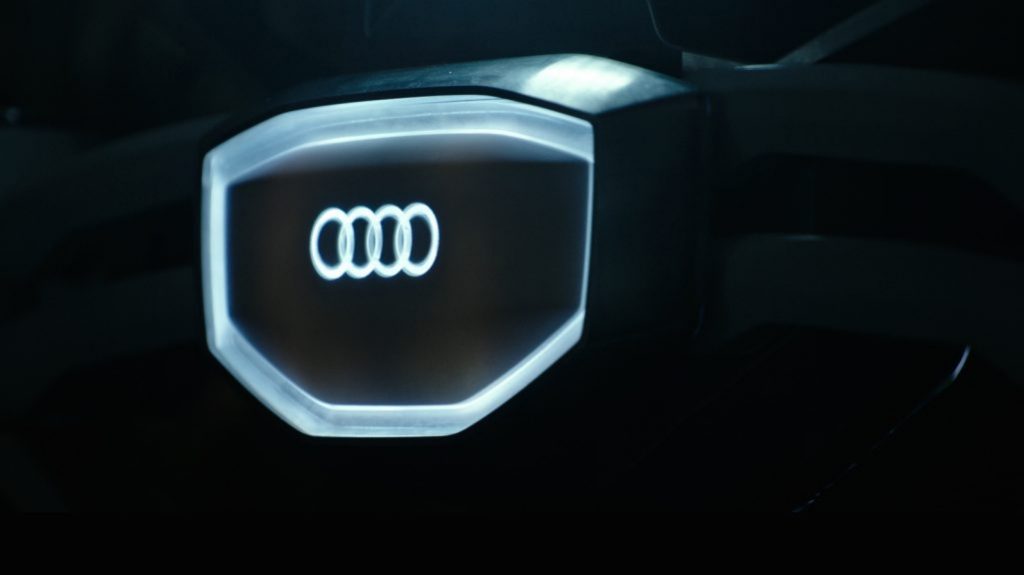Estampar os quatro anéis na lua é um bom negócio para a Audi