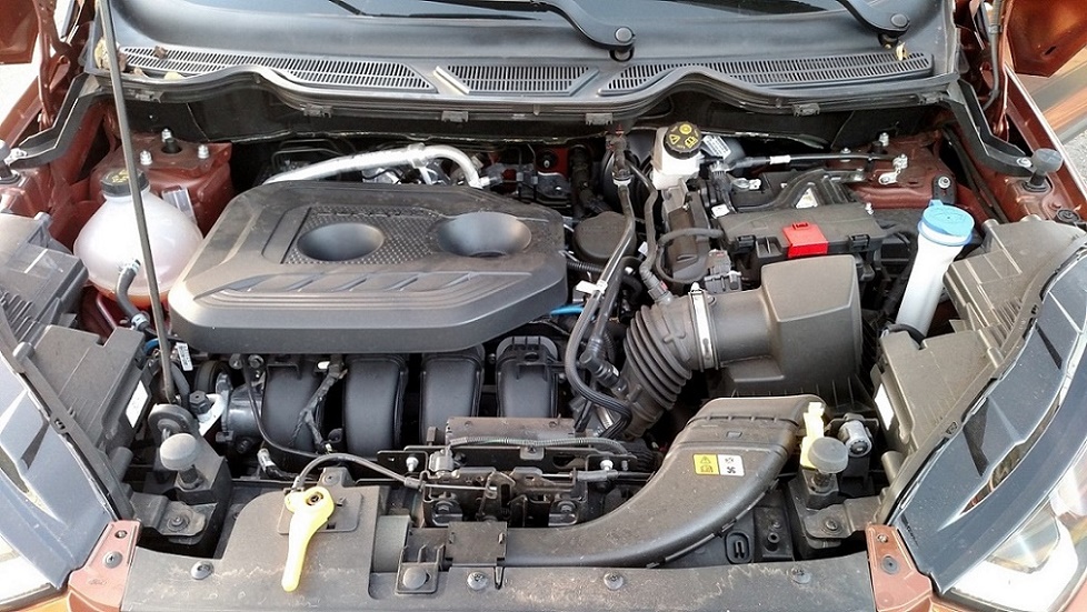 O motor 2.0 é o mesmo DirectFlex que equipa a versão Titanium e que gera 176cv de potência com etanol