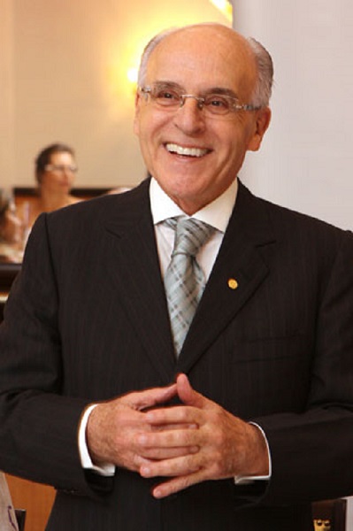 Diretor institucional da FNM, José Antônio Severo Martins observa
