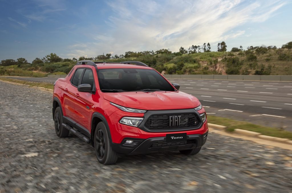 Frente Fiat Toro