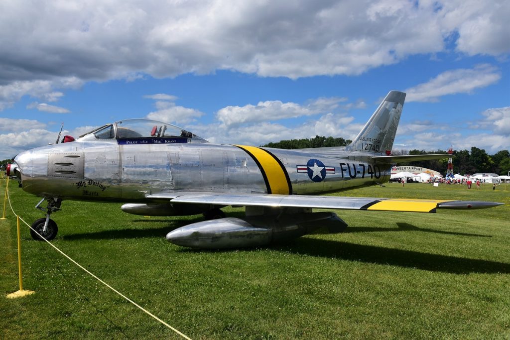 North American F-86 Sabre em exposição