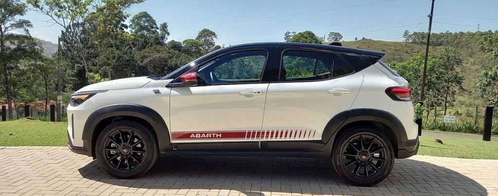 Pulse Abarth lateral