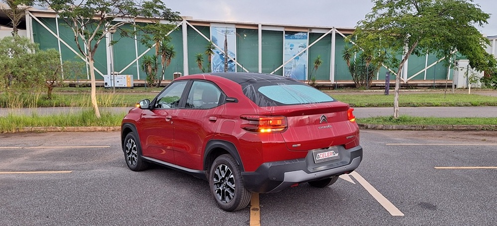 O atributo alt desta imagem está vazio. O nome do arquivo é Teste-Citroen-Basalt-Shine-4.jpg