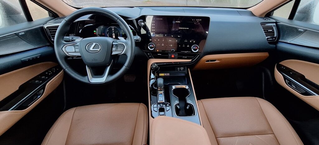 O atributo alt desta imagem está vazio. O nome do arquivo é Teste-Lexus-NX450h-AWD-6-1024x467.jpg