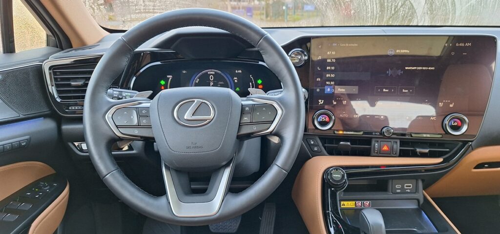 O atributo alt desta imagem está vazio. O nome do arquivo é Teste-Lexus-NX450h-AWD-7-1024x480.jpg