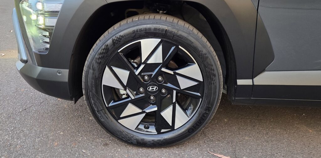 O atributo alt desta imagem está vazio. O nome do arquivo é Teste-Hyundai-Kona-13-1024x506.jpg